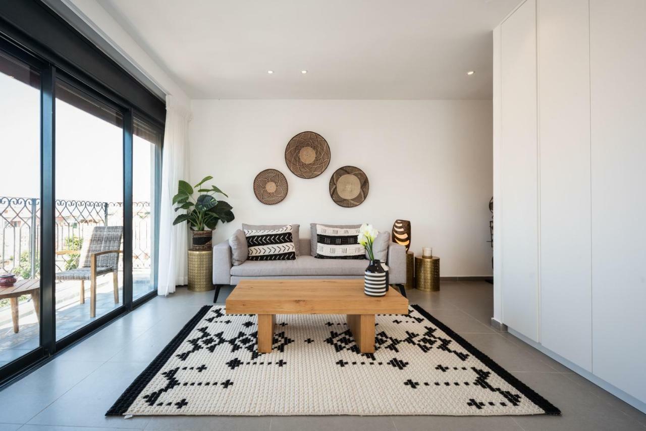 Duplex With Sea View Terrace Above The Flea Market Tel Aviv Dış mekan fotoğraf